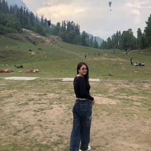 Meet your Posher, Nafisa
